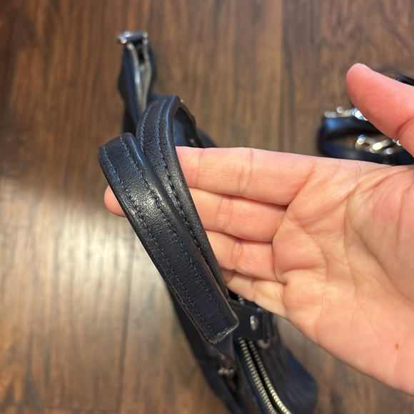 Coach Ashley Purse - Picture 4 of 9